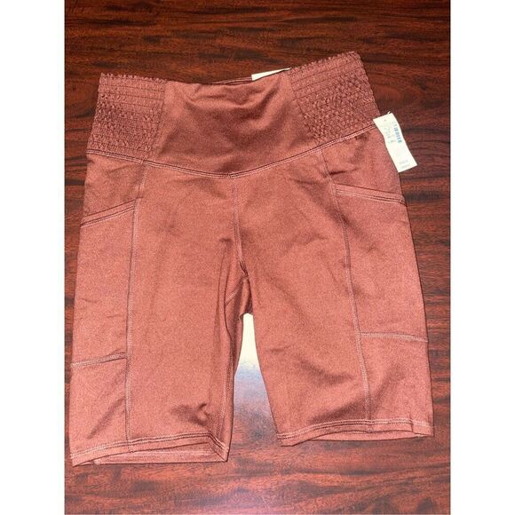 NWT Maurices Luxe Pocket 8” Super High Rise Bike Shorts in Rust Size X-Small - Picture 1 of 5